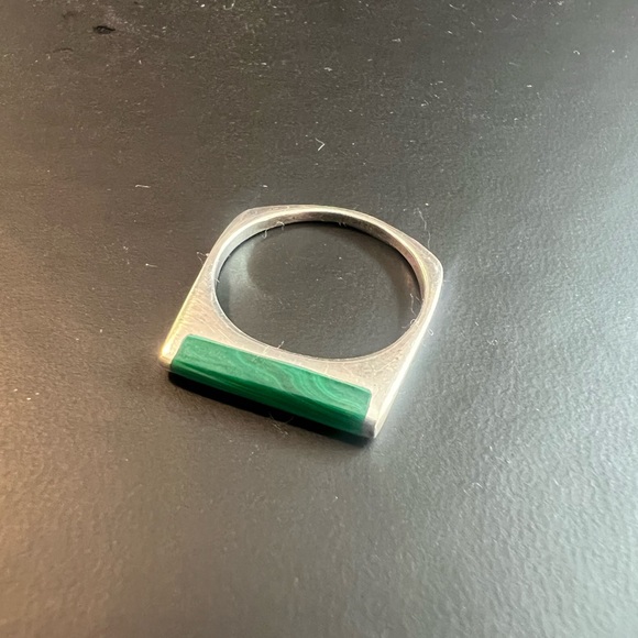 Gorgeous Malachite inlay bar ring size 8 .925 sterling silver. Same day ship! - Picture 4 of 8